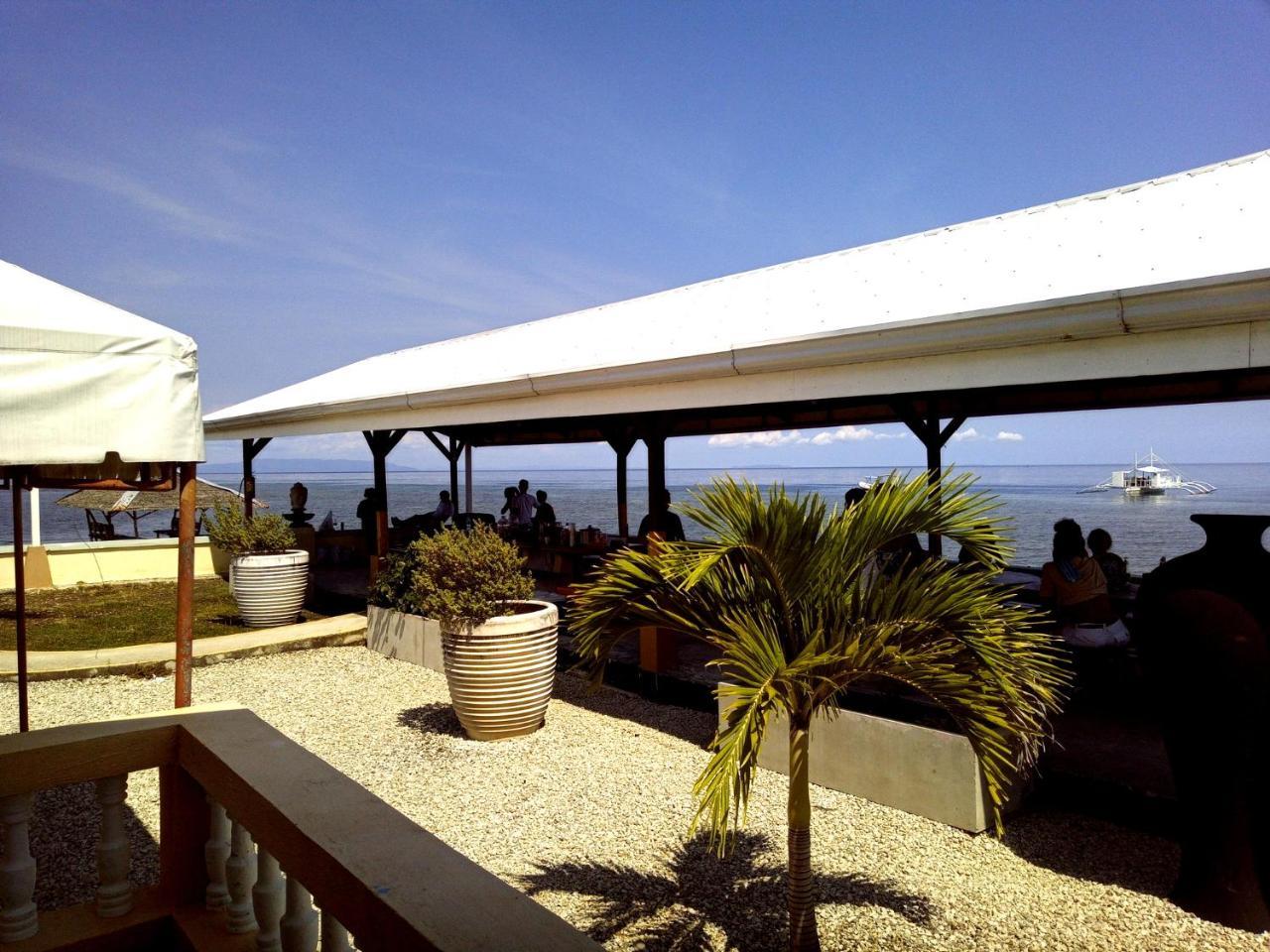 Ocean Bay Beach Resort Dalaguete Exterior foto